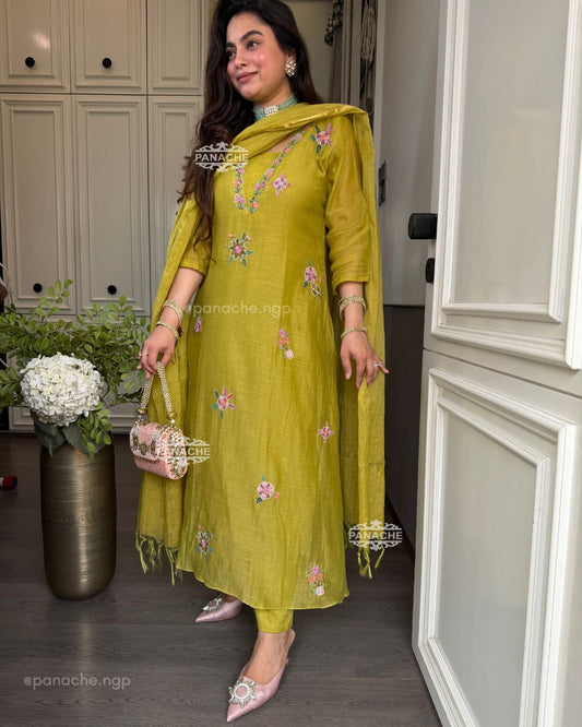 Gulnaar green suit set