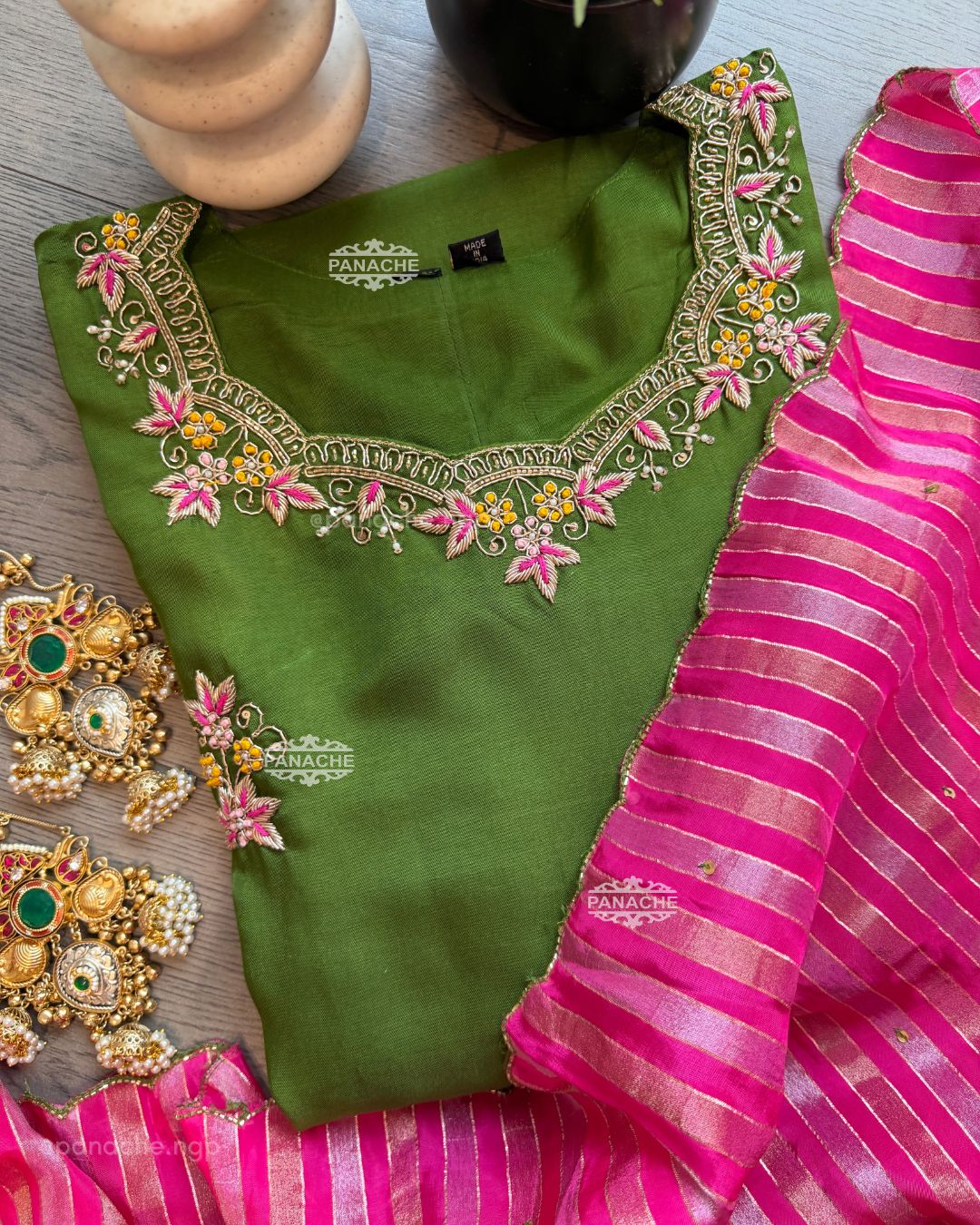Mehendi gulabo set