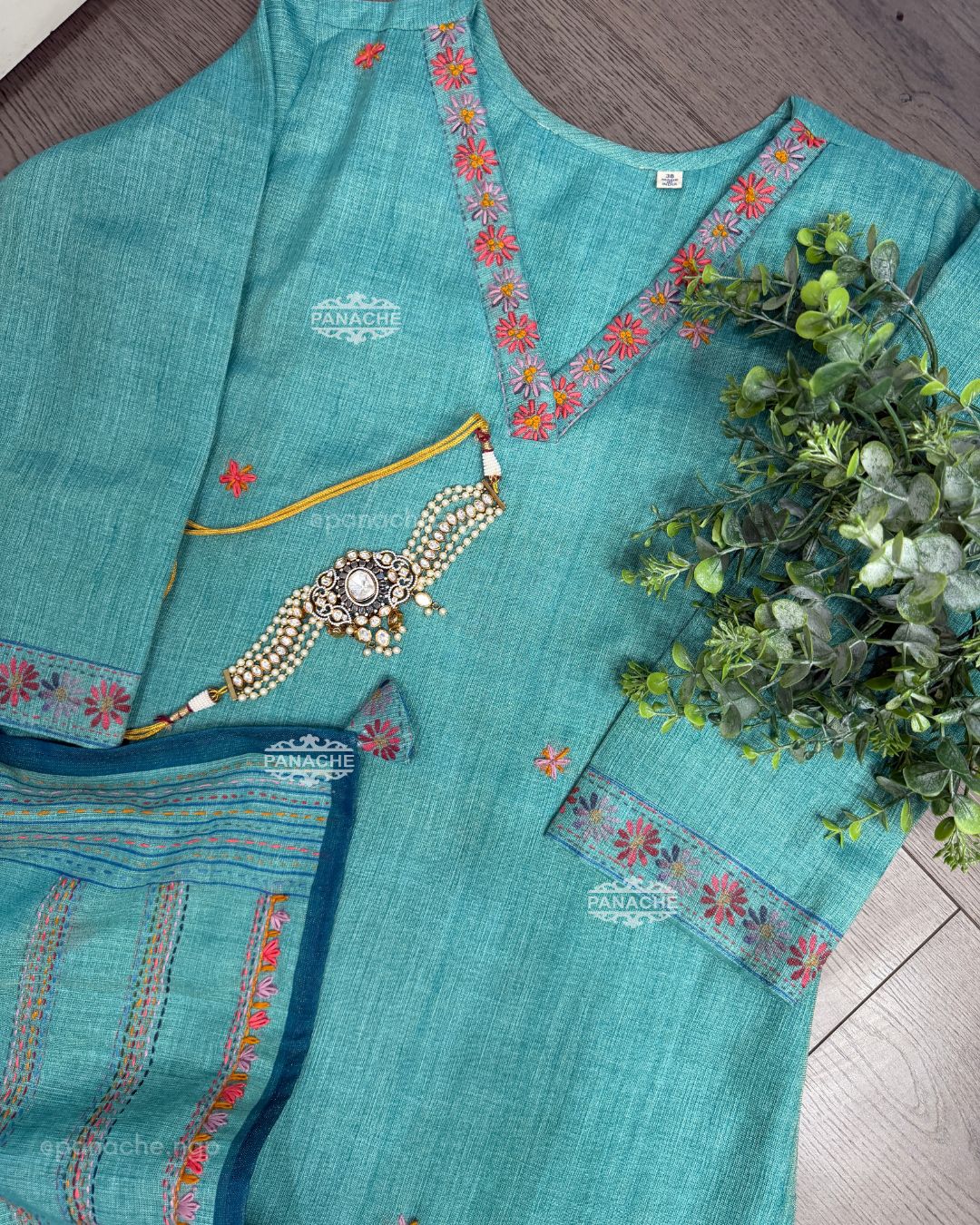 Aqua katha 2.0 suit set