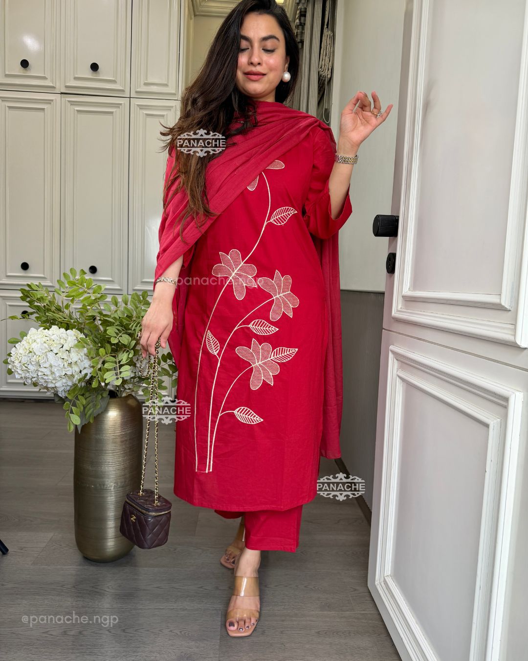 Fresh red suit set