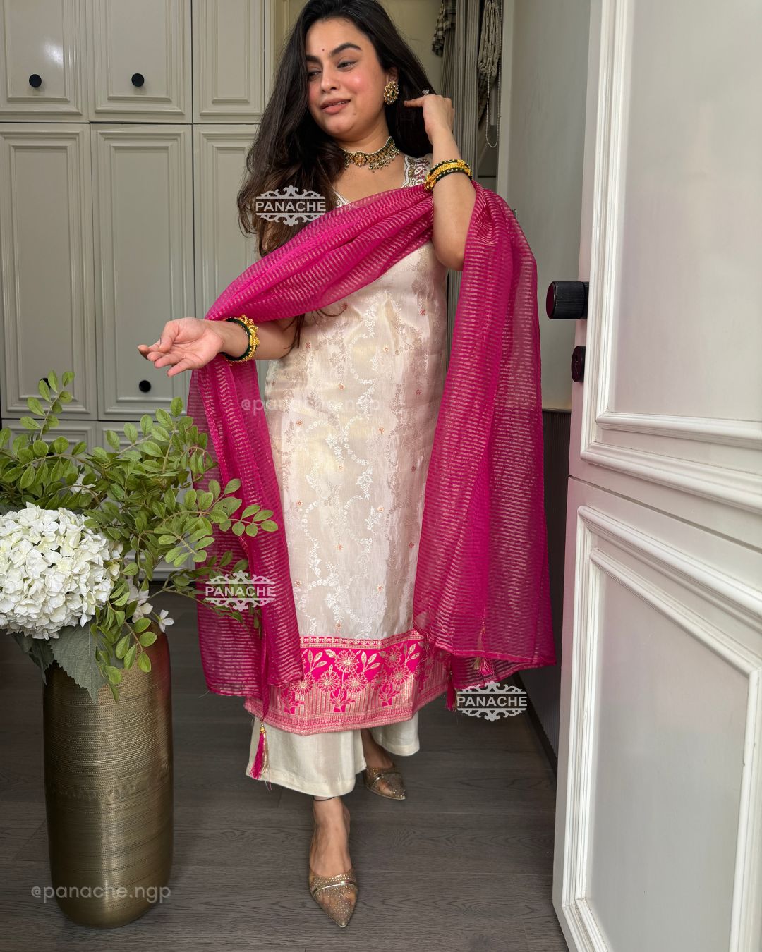 Handwork on neckline with Banarasi Daman | Pink