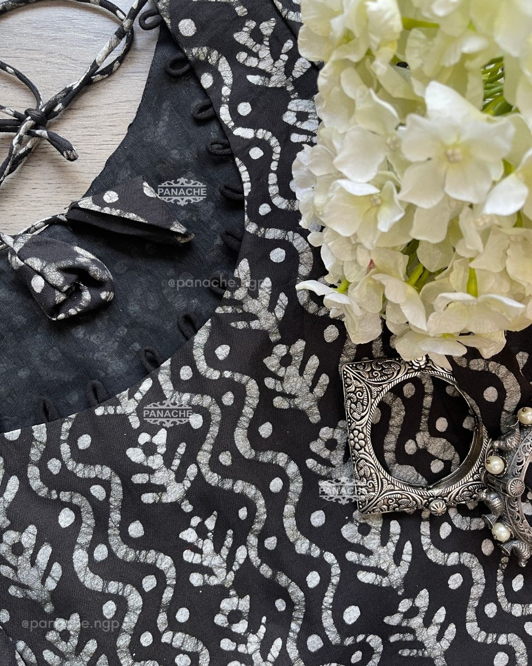 Gajji baatiks with mirror earrings