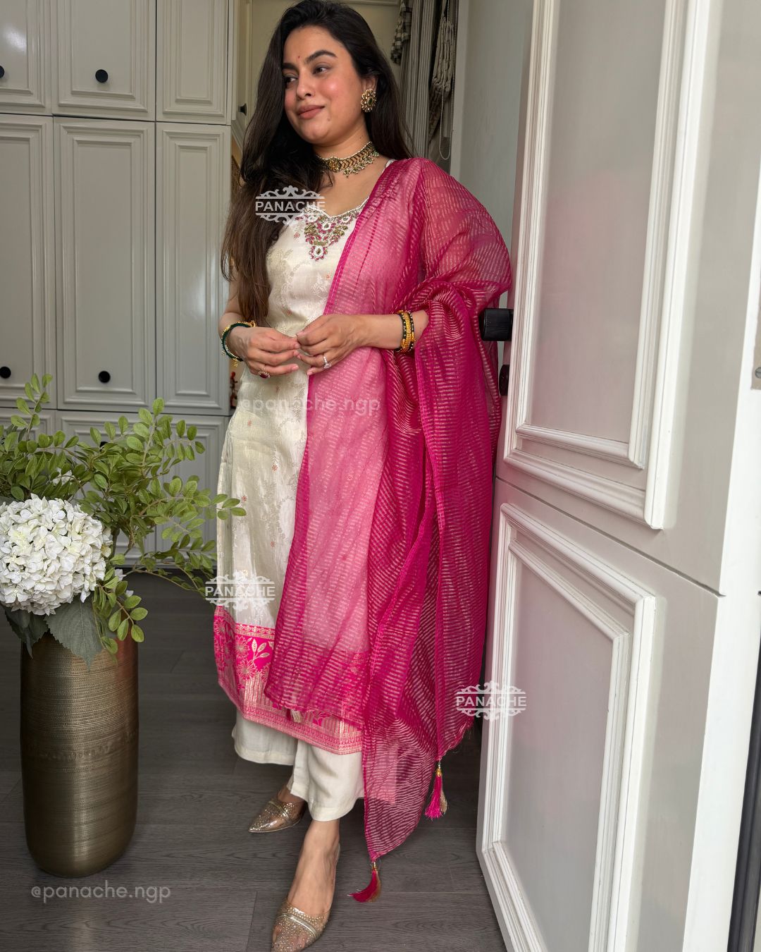 Handwork on neckline with Banarasi Daman | Pink