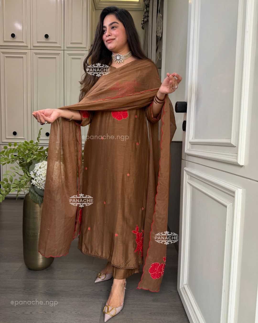 Rose appliqué suits