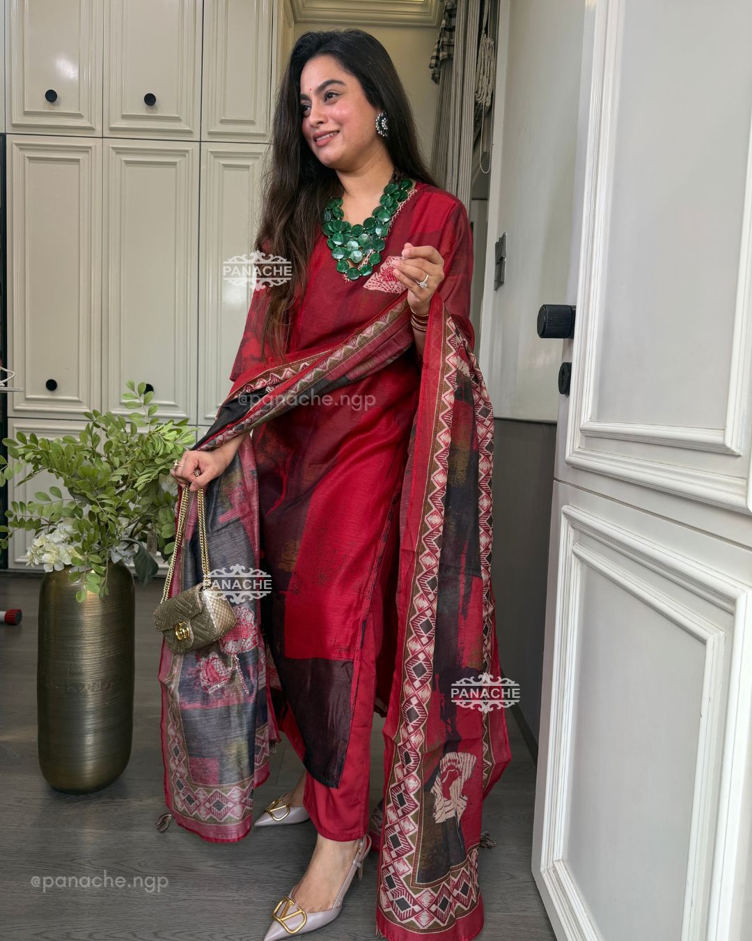 Surkh festive suit