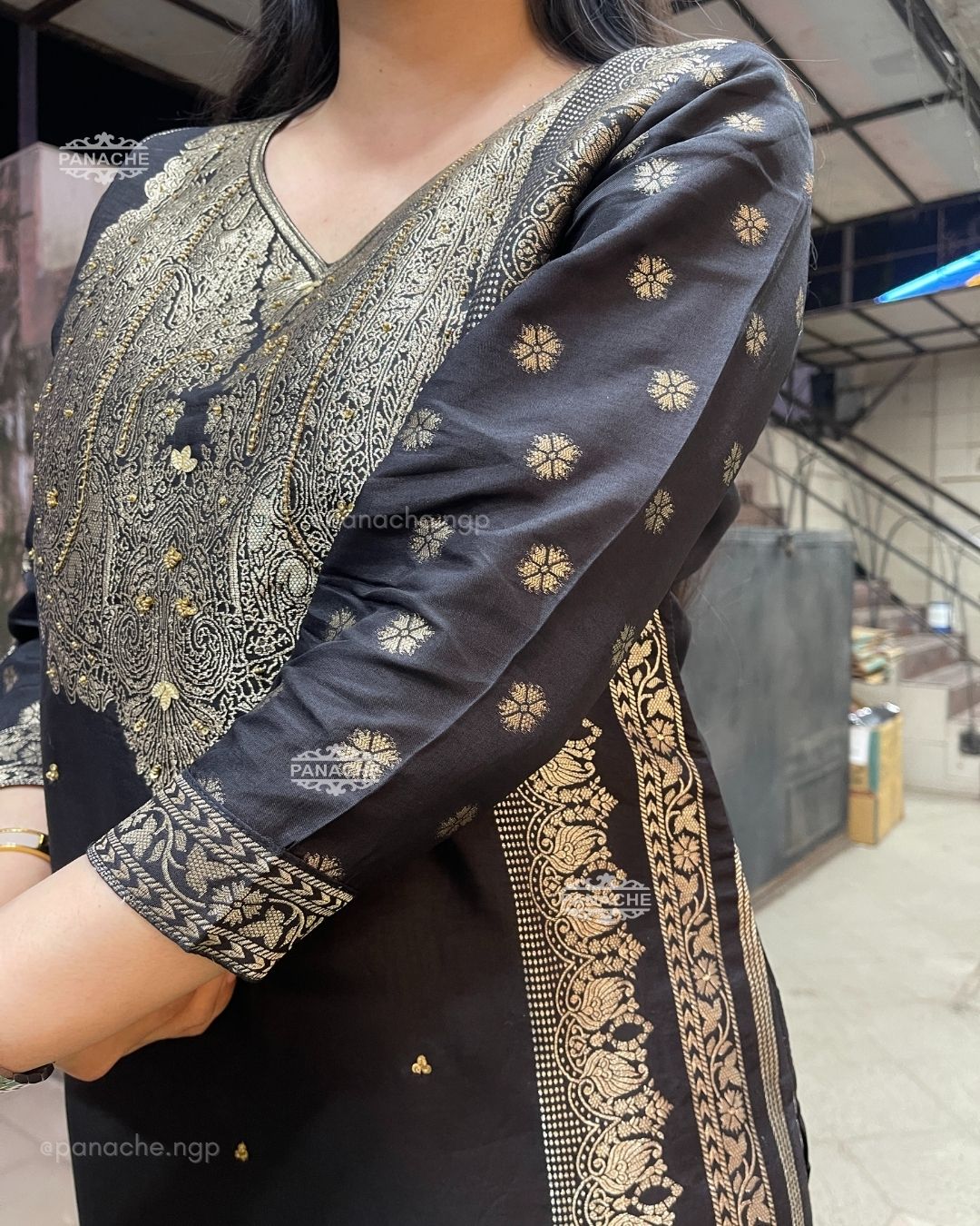 Black woven banarasi special