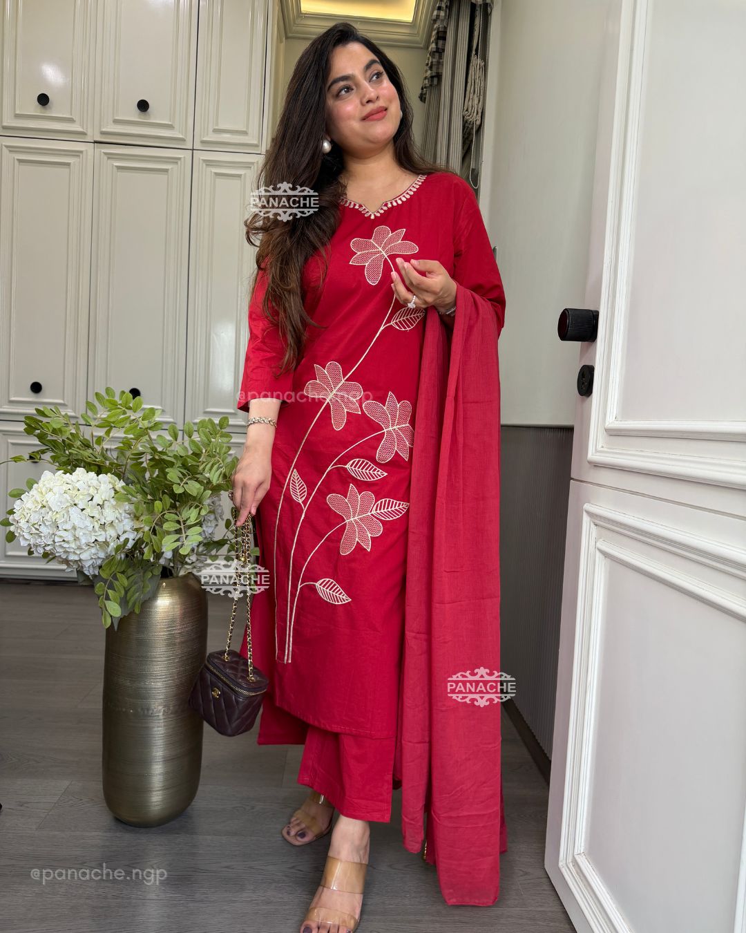 Fresh red suit set