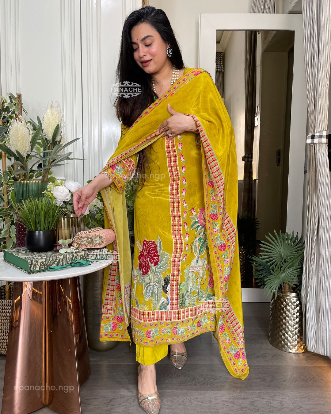 Sunshine floral crepe suit