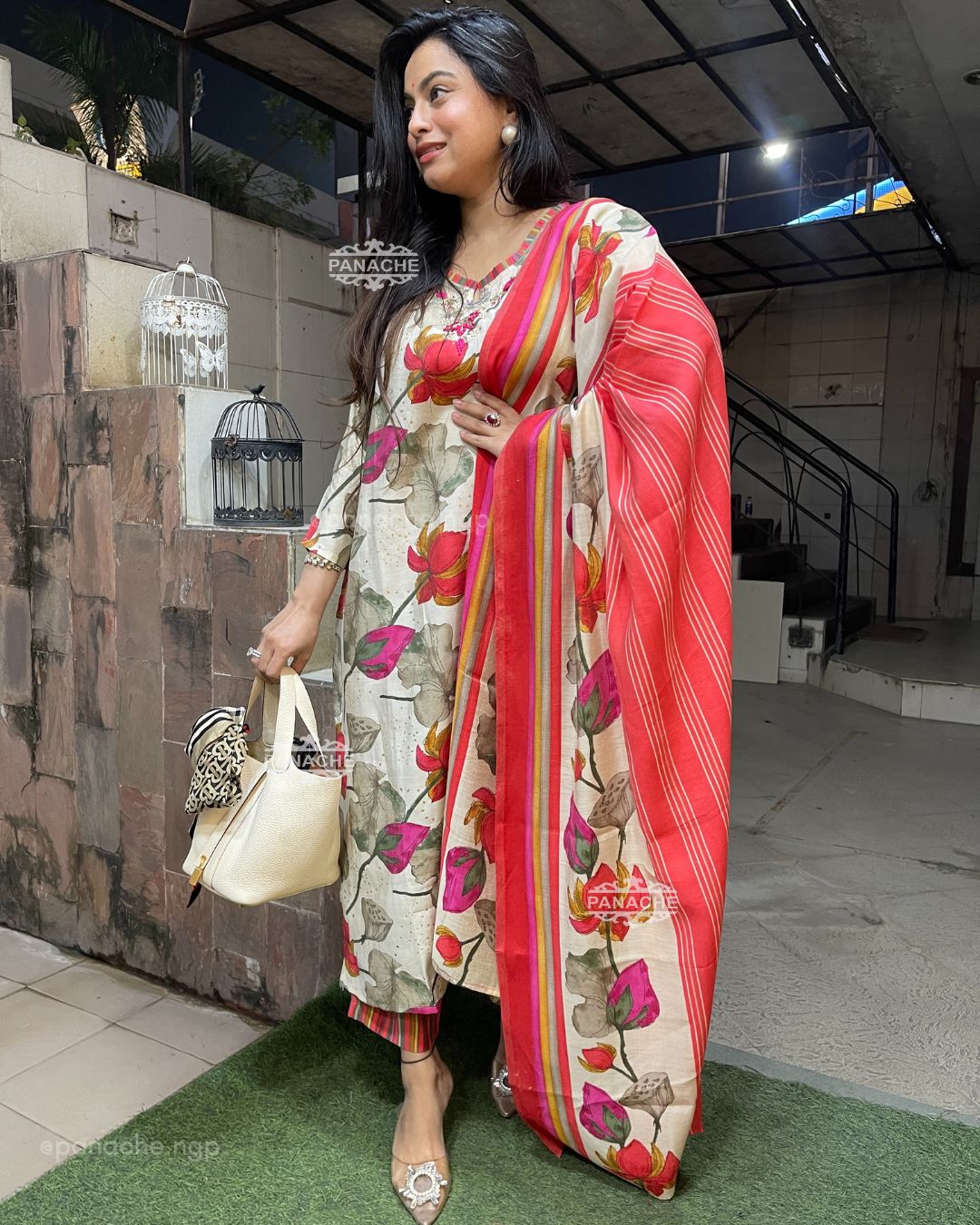 Semiformal office wear set