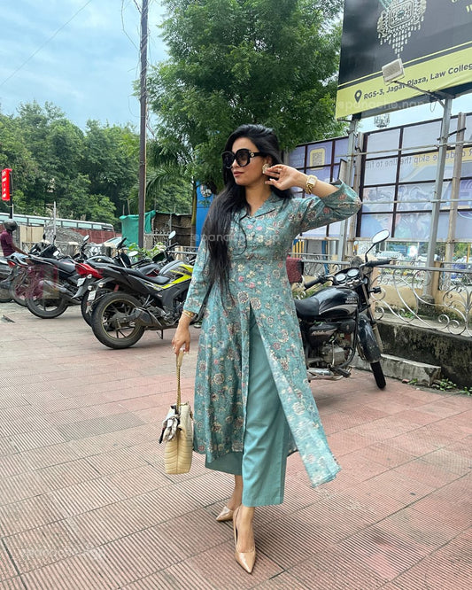 Floral front slit kurta pant set