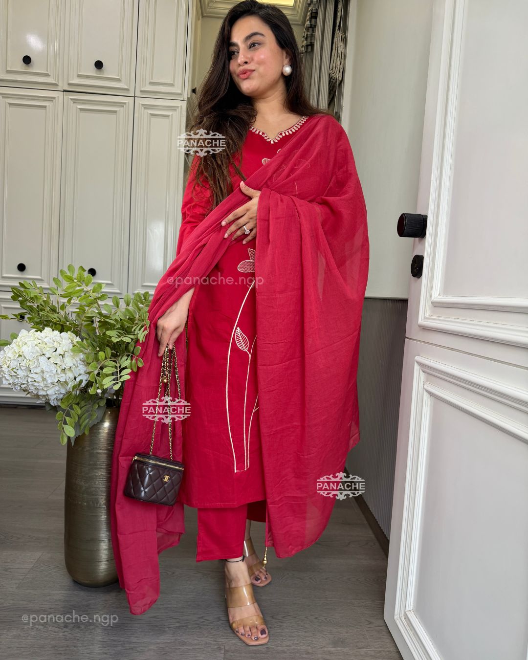 Fresh red suit set