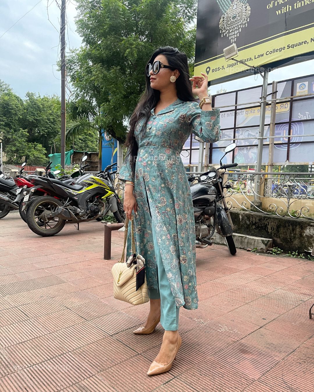 Floral front slit kurta pant set