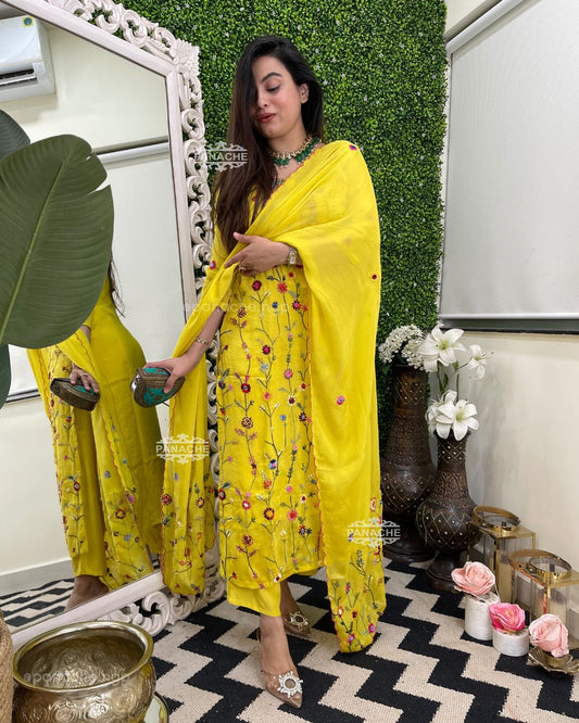 French-knot haldi set