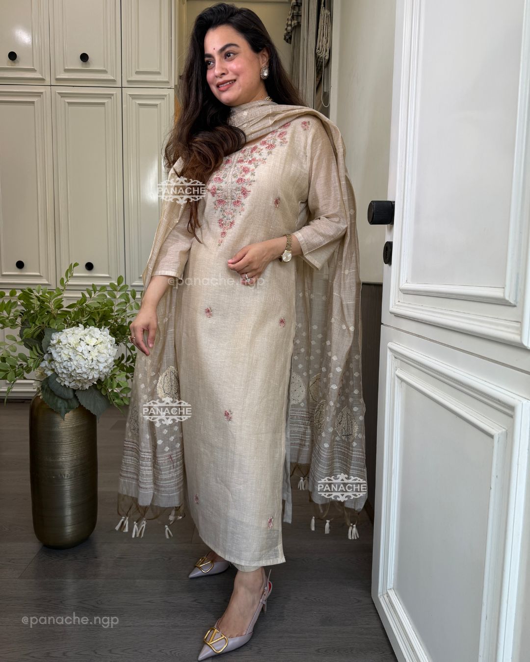 Ivory garden set